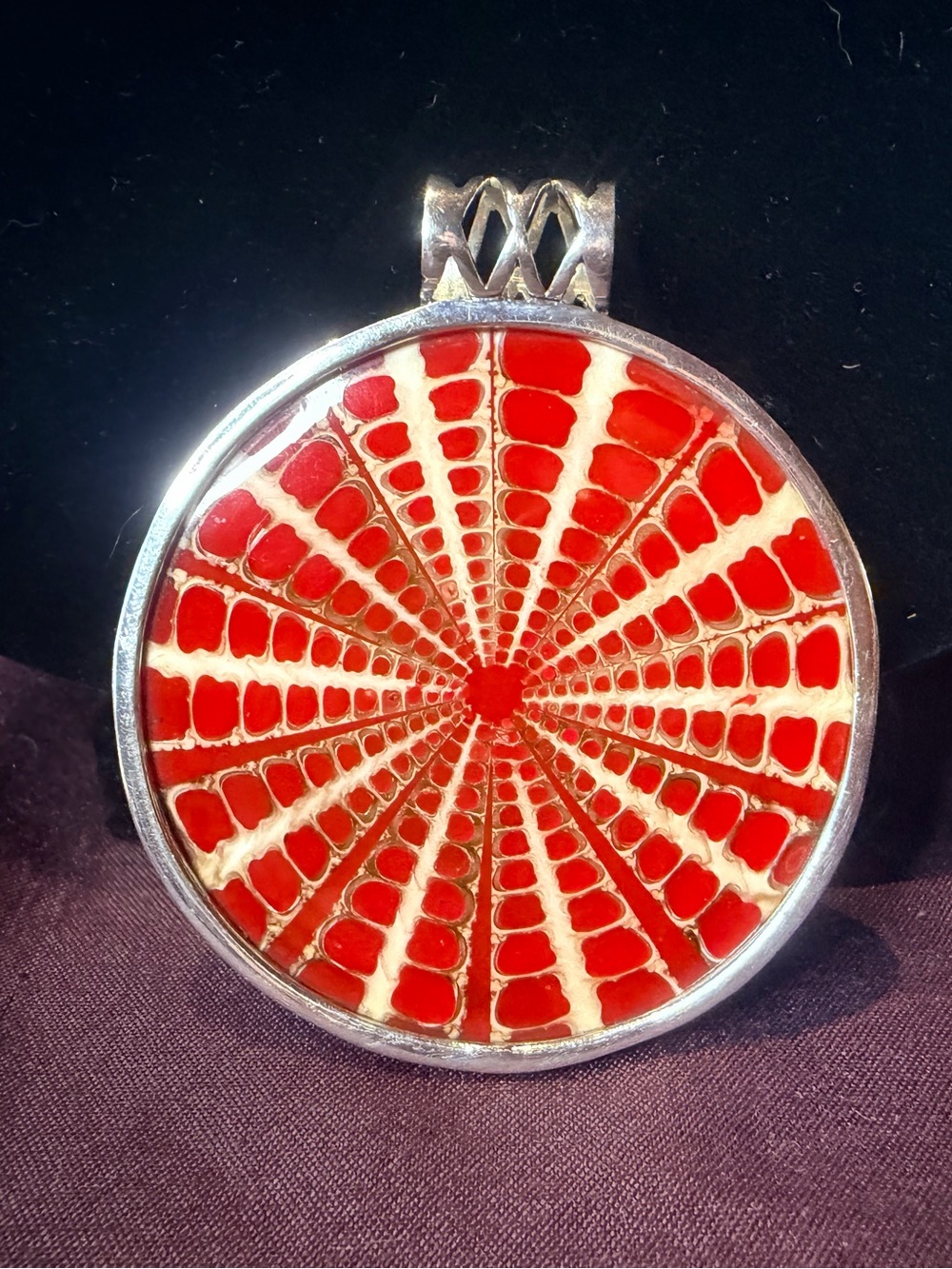 Silpada Red and Cream Radiant Enamel Disc Pendant Necklace